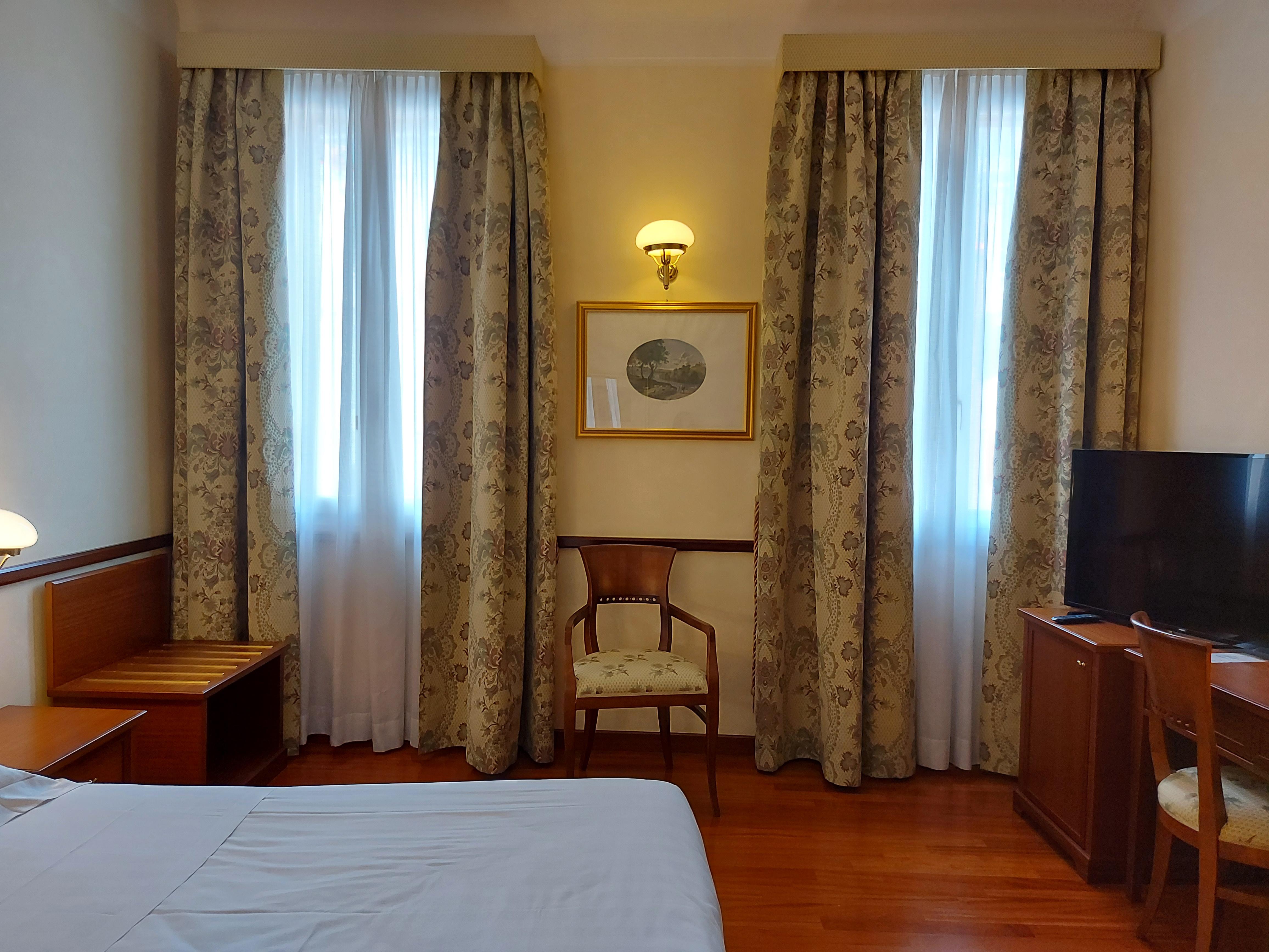 Phi Hotel Dei Medaglioni Correggio Extérieur photo